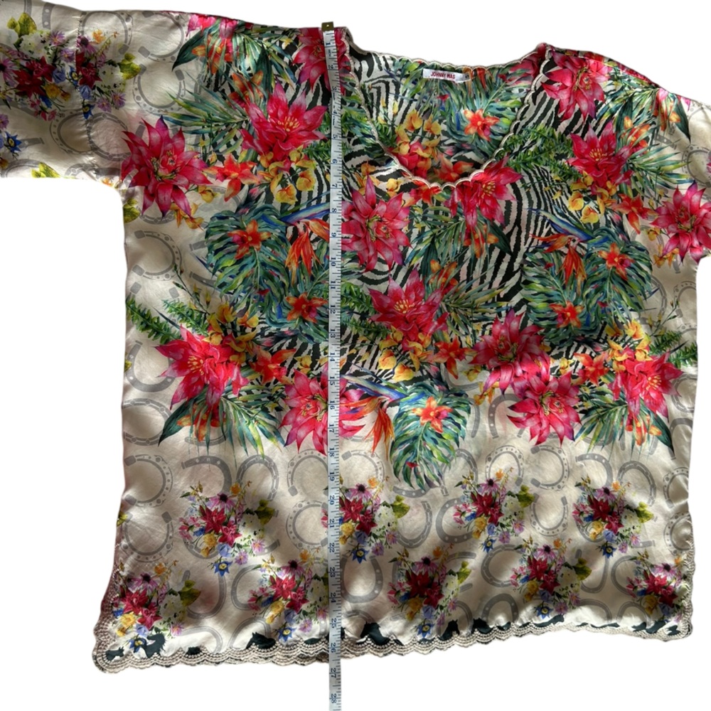 •Johnny Was Silk floral blouse Sz S Like New - Picture 9 of 12